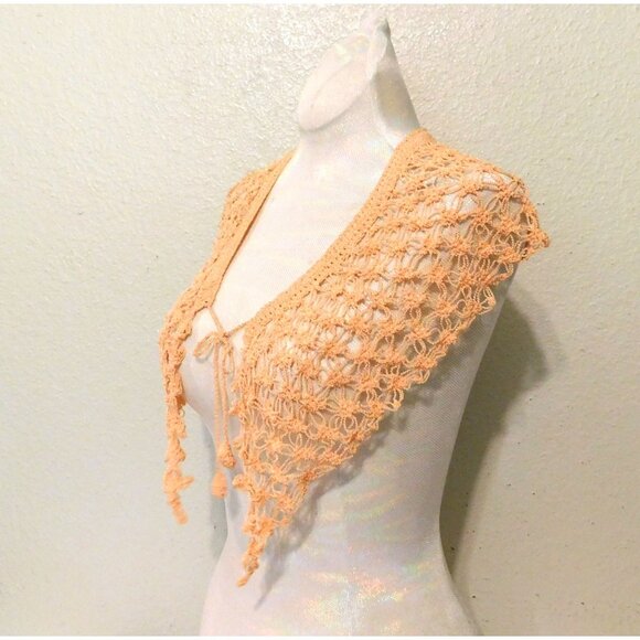 Vintage Crochet Lace Collar Peach Handmade Pom Pom Ties Bolero Shrug 6 Inch - Picture 3 of 7